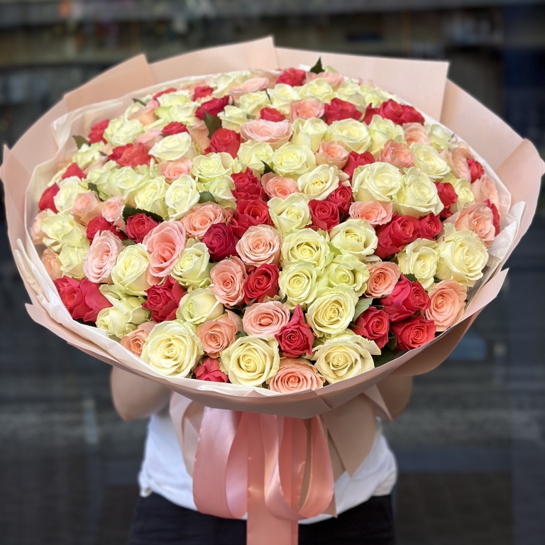 Букет роз Романтика: танец роз buket-roz-romantika:-tanets-roz